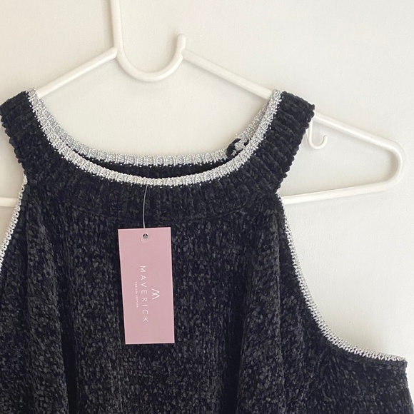 NWT Maverick The Collection Women's Open Shoulder Teddy Plush Sweater [US 1X] - Picture 14 of 14